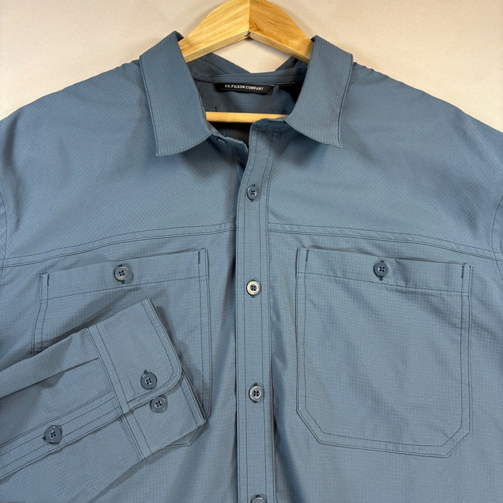 Filson Twin Lakes Sport Shirt Mens Large Blue Performance Hiking Fishing